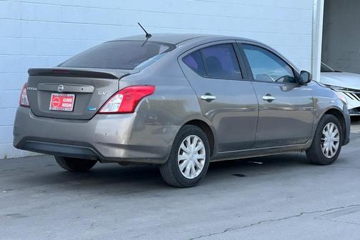 2015 Nissan Versa 1.6 SV