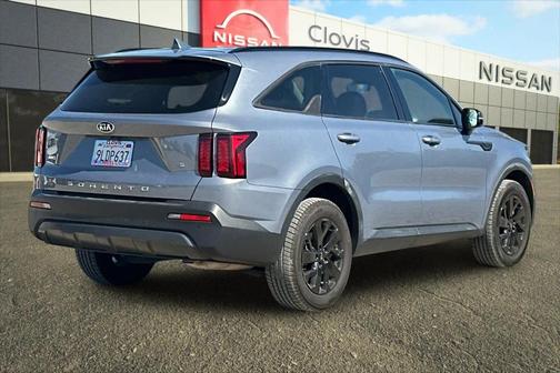 2021 Kia Sorento S