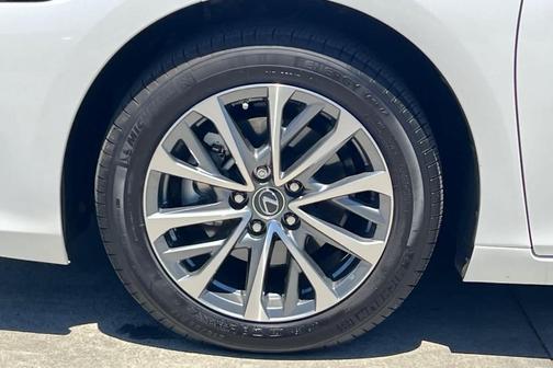 2025 Lexus ES 350 Base