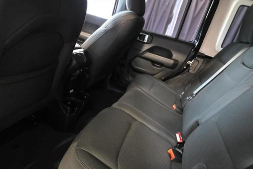 Black Clearcoat 2019 Jeep Wrangler Unlimited Sahara