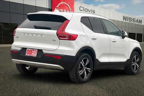 2023 Volvo XC40 B4 Core