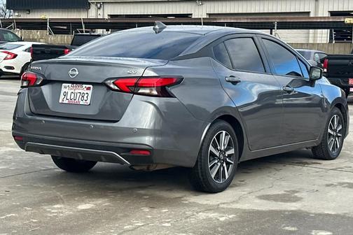 2021 Nissan Versa 1.6 SV
