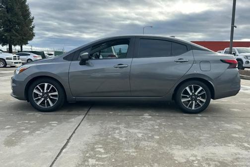 2021 Nissan Versa 1.6 SV