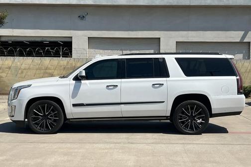Crystal White Tri-Coat 2016 Cadillac Escalade ESV Platinum