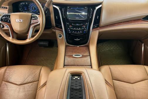 Crystal White Tri-Coat 2016 Cadillac Escalade ESV Platinum