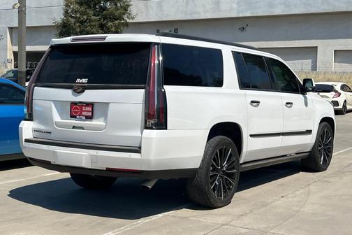 Crystal White Tri-Coat 2016 Cadillac Escalade ESV Platinum