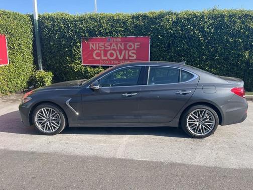 2021 Genesis G70 2.0T