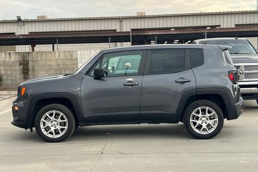 2023 Jeep Renegade Latitude