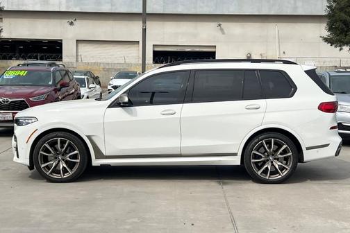 2020 BMW X7 M50i