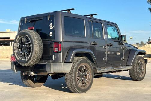 2017 Jeep Wrangler Unlimited Sahara