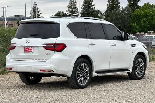 Moonstone White 2018 INFINITI QX80 Base