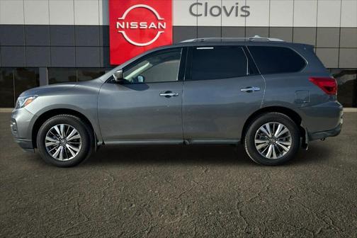 2020 Nissan Pathfinder S