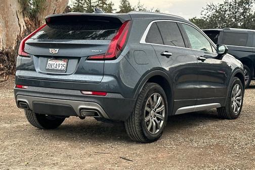 2020 Cadillac XT4 Premium Luxury