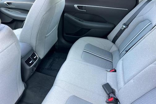 2021 Hyundai SONATA SEL