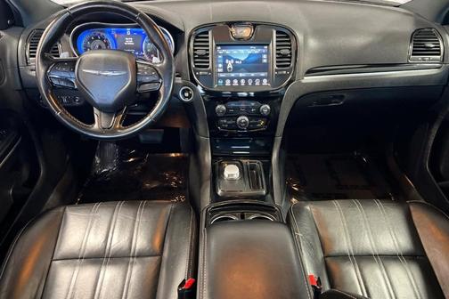 2022 Chrysler 300 S