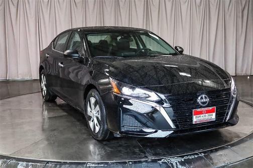 2025 Nissan Altima S