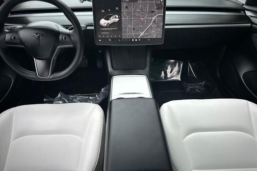 2022 Tesla Model 3 Base