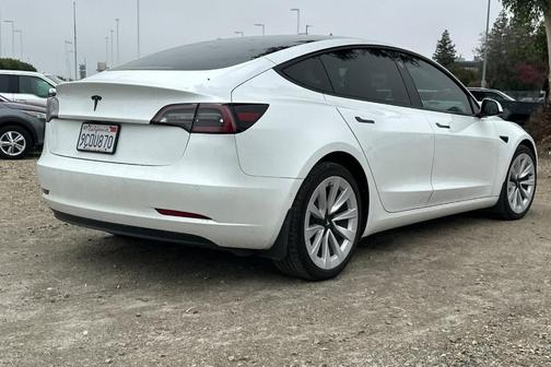 2022 Tesla Model 3 Base