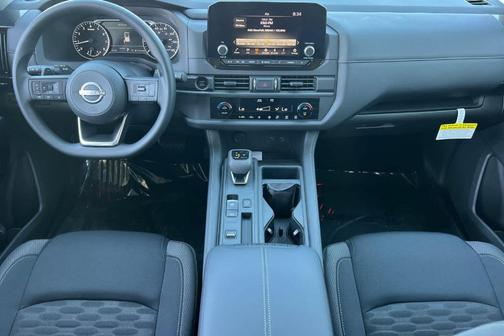 2025 Nissan Pathfinder S