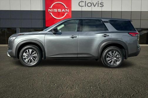 2025 Nissan Pathfinder S
