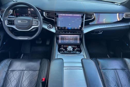 2023 Jeep Grand Wagoneer Series III