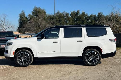 2023 Jeep Grand Wagoneer Series III