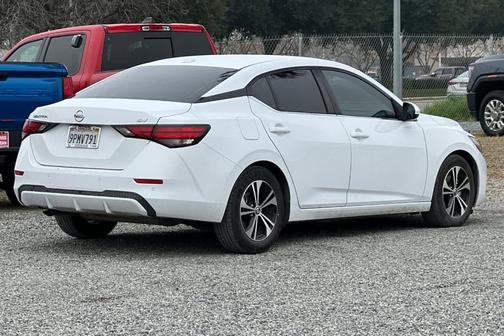 2022 Nissan Sentra SV