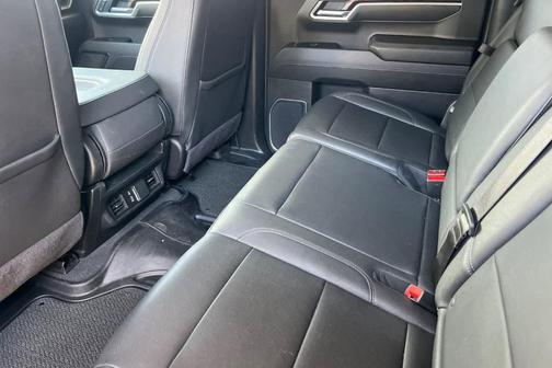 Summit White 2025 GMC Sierra 1500 SLT