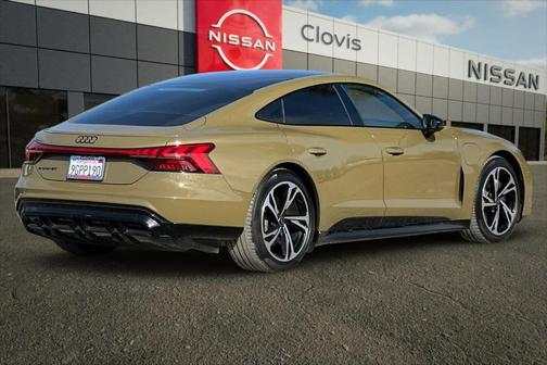 2023 Audi e-tron GT Premium Plus