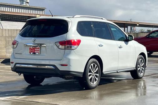 2015 Nissan Pathfinder S