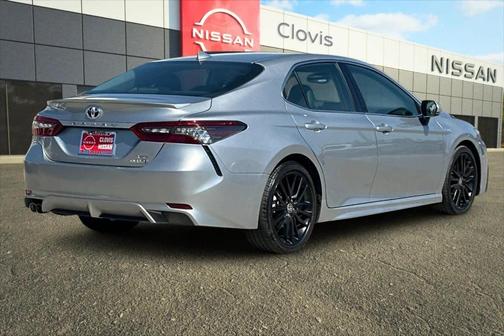 2021 Toyota Camry Hybrid XSE