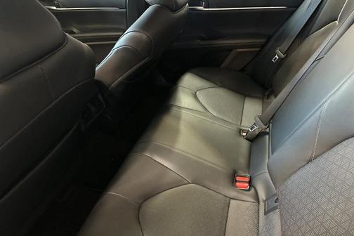 2021 Toyota Camry Hybrid XSE