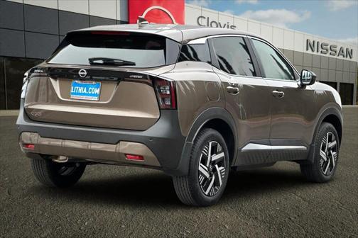 2025 Nissan Kicks SV