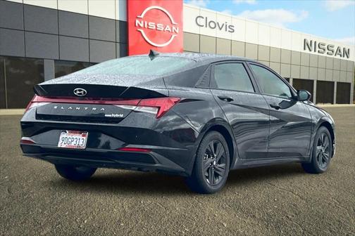 2023 Hyundai ELANTRA HEV Blue