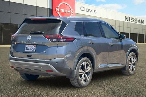 2021 Nissan Rogue SL