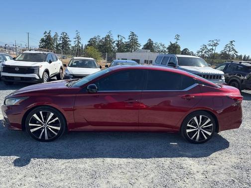 2021 Nissan Altima 2.5 SR