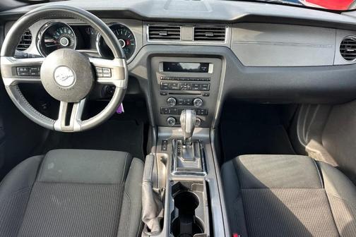 2014 Ford Mustang V6