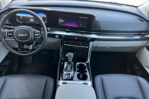 2024 Kia Carnival SX Prestige