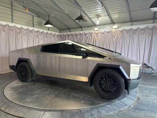 2024 Tesla Cybertruck Base