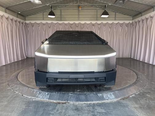 2024 Tesla Cybertruck Base