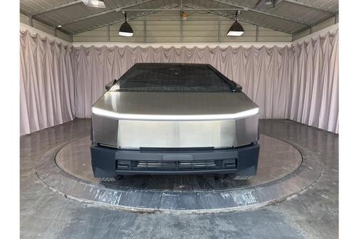 2024 Tesla Cybertruck Base
