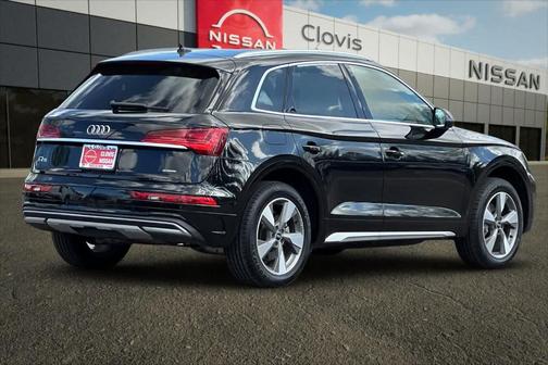 2023 Audi Q5 40 Premium Plus