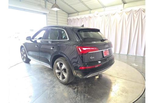 2023 Audi Q5 40 Premium Plus