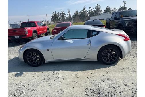 2016 Nissan 370Z Base