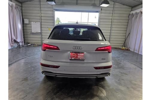 2021 Audi Q5 40 Premium Plus
