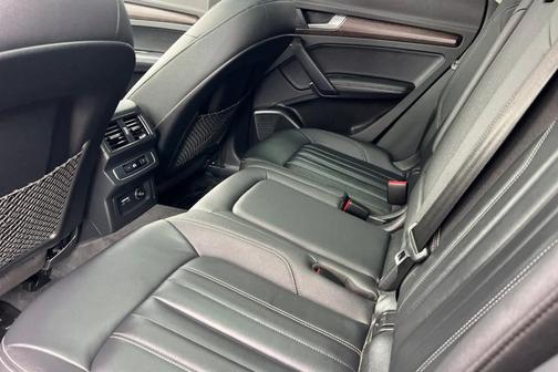 2021 Audi Q5 40 Premium Plus