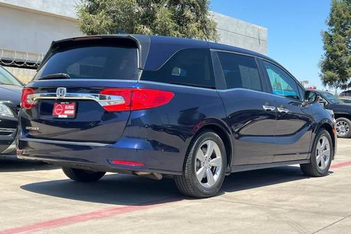 Blue 2018 Honda Odyssey