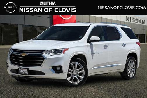 Iridescent Pearl Tricoat 2020 Chevrolet Traverse Premier
