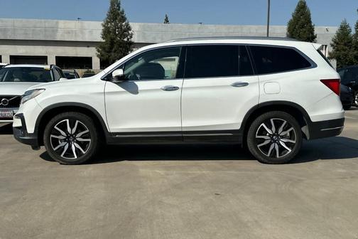 2022 Honda Pilot Touring 7-Passenger