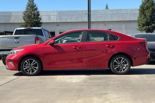 Currant Red 2023 Kia Forte LXS